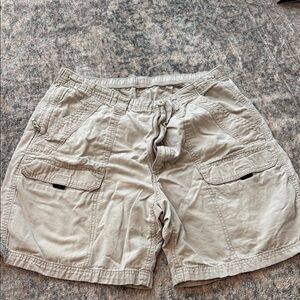 Wrangler Men's Light Tan Cargo Shorts